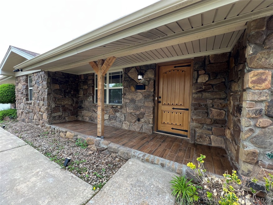 1906 Cardinal Ln, McAlester, OK 74501 - photo 1