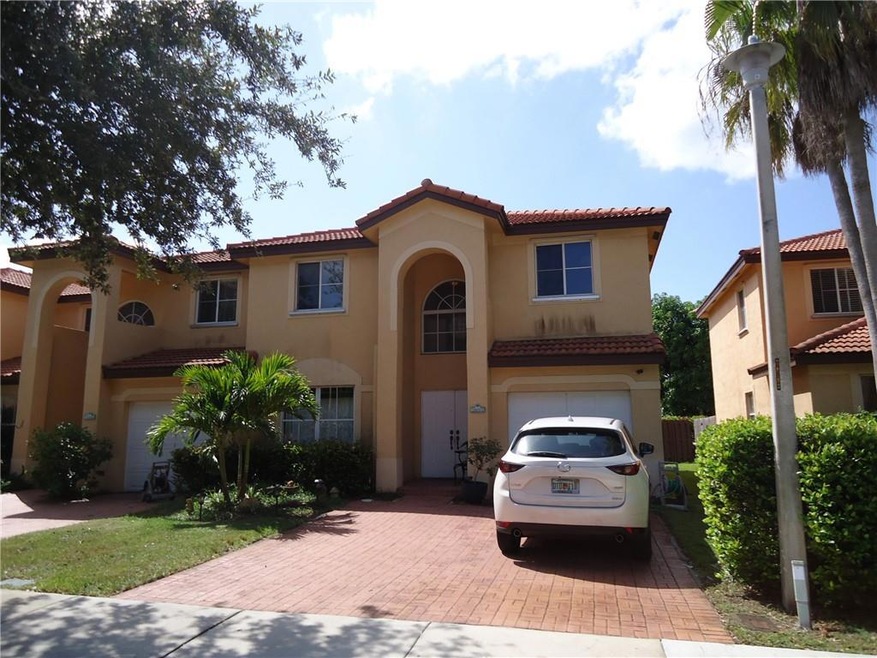 14052 S Forest Oak Cir, Davie, FL 33325 - photo 1