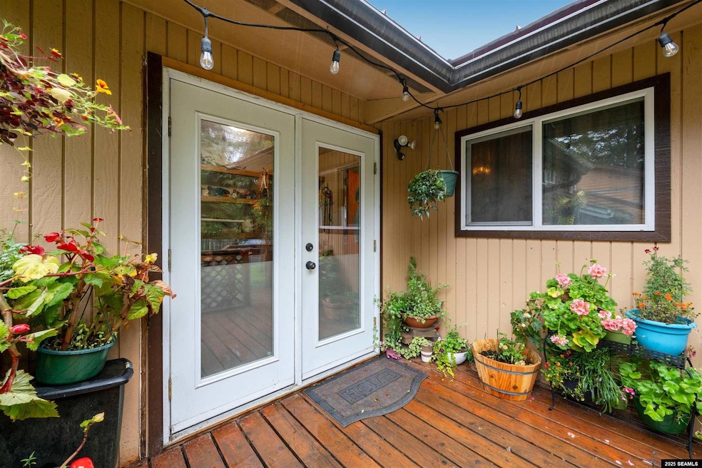 5851 Montgomery St, Juneau, AK 99801 - photo 1