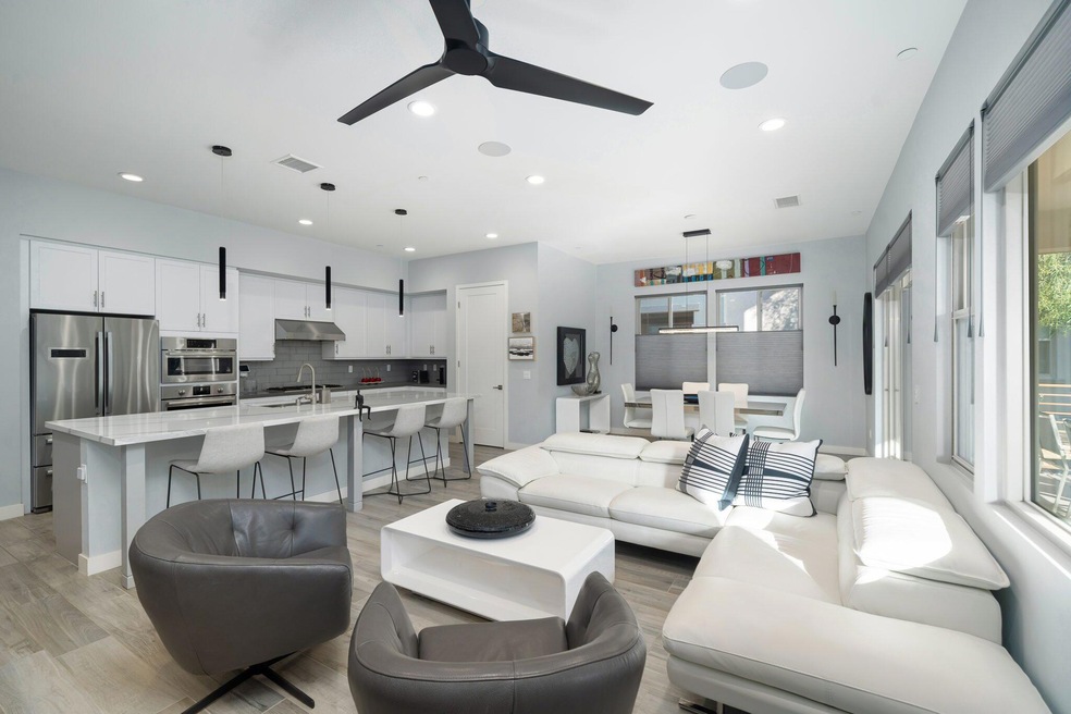 31-web-or-mls-JBRetreatCir_2022_031