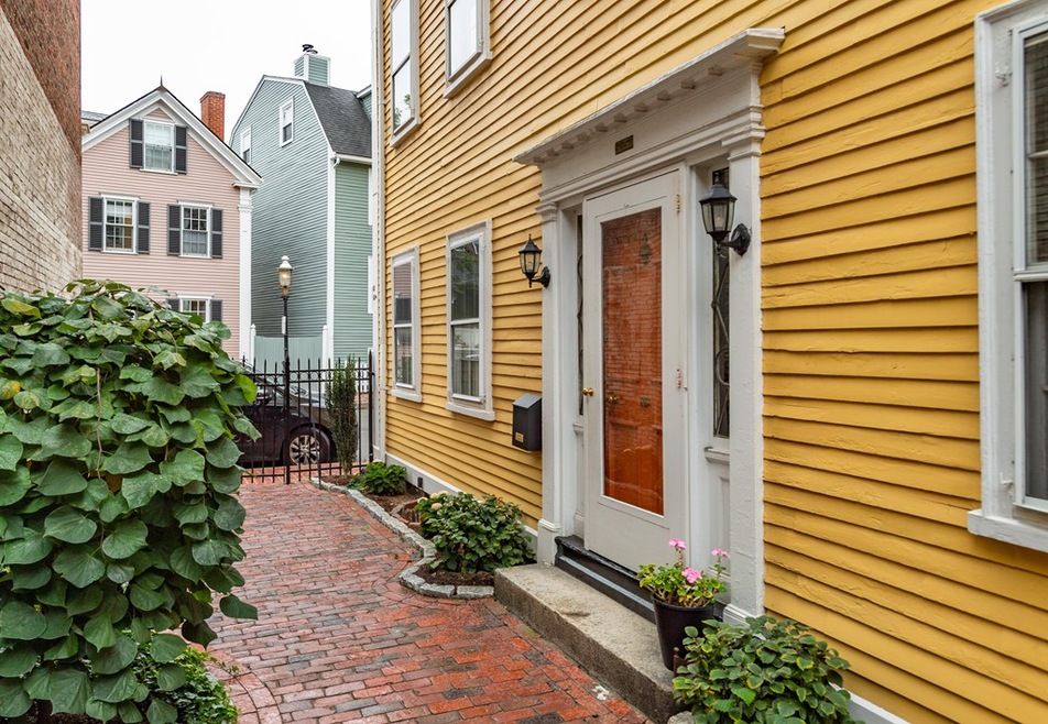 81 Warren St, Charlestown, MA 02129 - photo 1