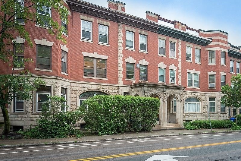 485 Washington St unit B, Brookline, MA 02446 - photo 1