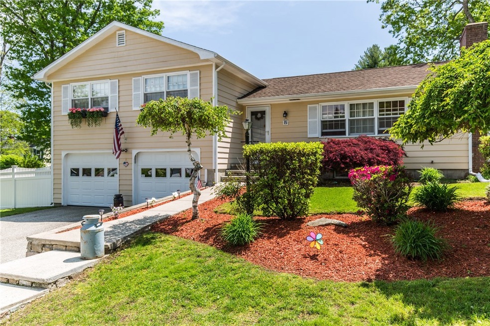 19 Cider Ln, Greenville, RI 02828 - photo 1