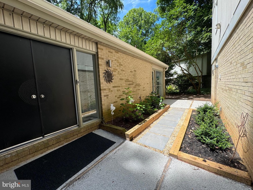 7000 Buxton Terrace, Bethesda, MD 20817 - photo 1