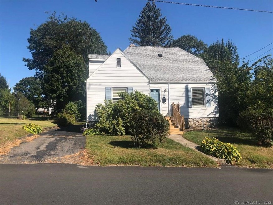 354 Tudor St, Waterbury, CT 06704 - photo 1