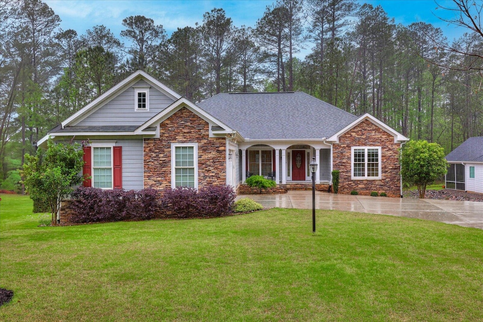 107 Stonebridge Loop