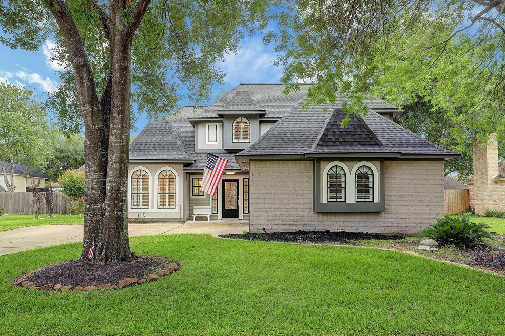 Welcome to 9918 Hambleton Way Circle.
