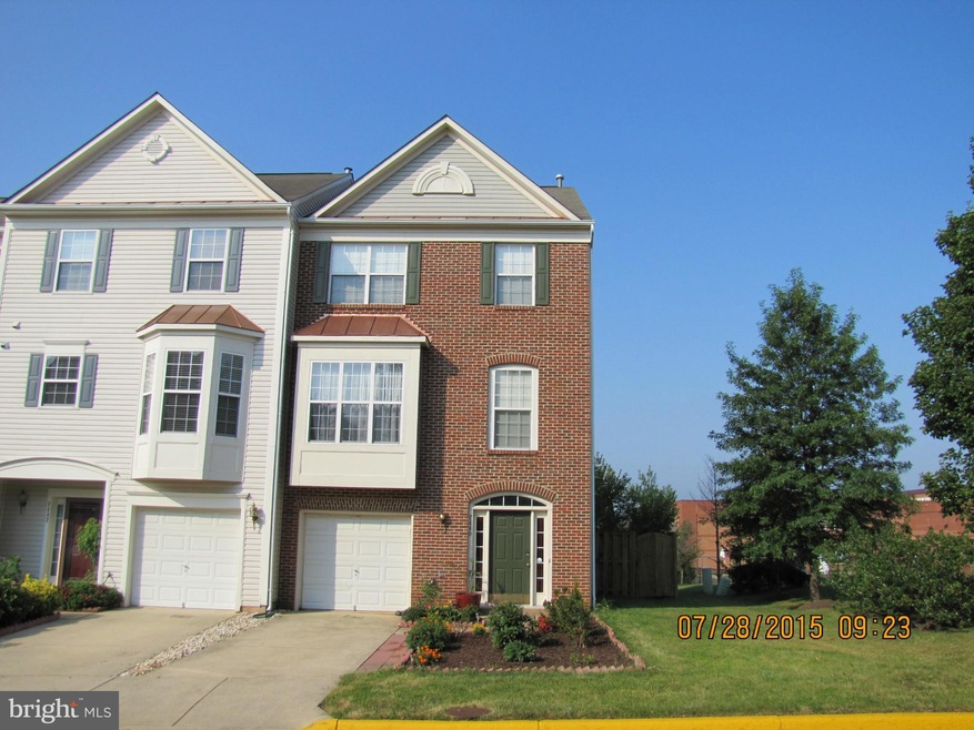 2440 Laura Mark Ln, Herndon, VA 20171 - photo 1