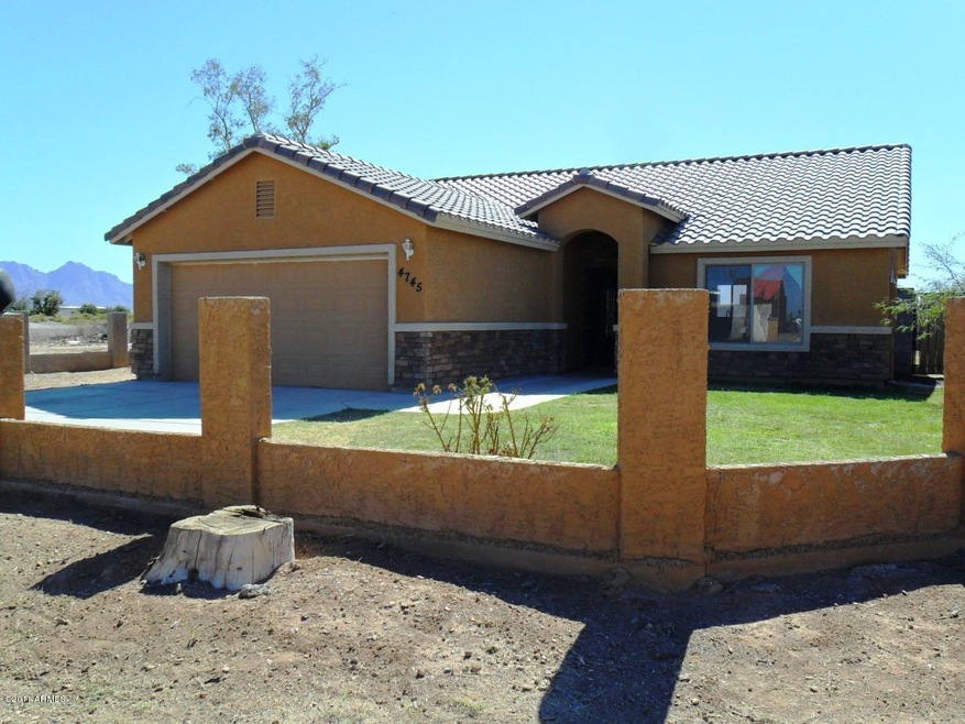 4745 E Appaloosa Dr unit 2, Eloy, AZ 85131 - photo 1