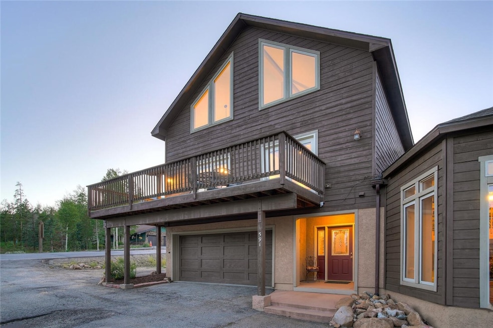 Sold $1,025,000 • Co-Listing Agent