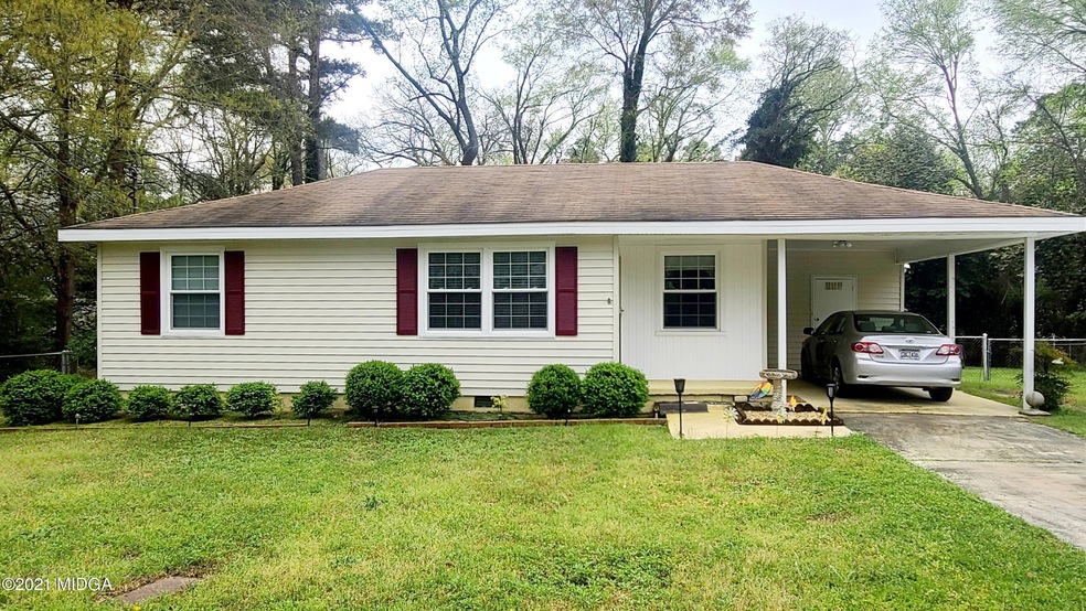 3424 Charleston Circle