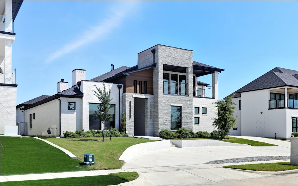 For Sale $1,640,000 • Co-Listing Agent