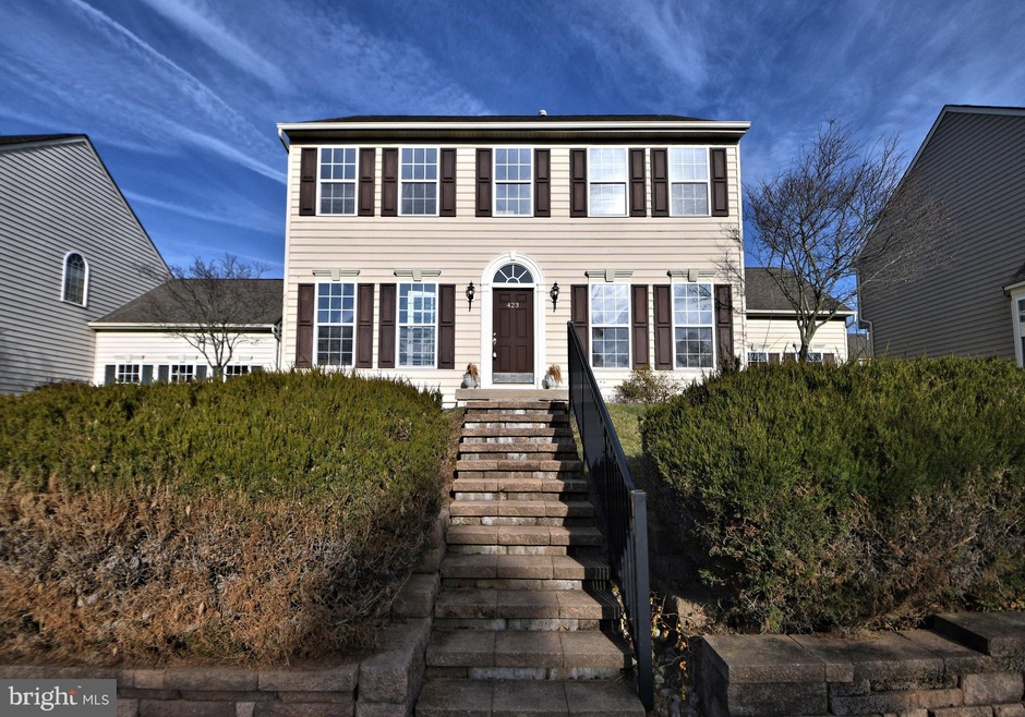 423 Saddlery Dr, Perkasie, PA 18944 - photo 1