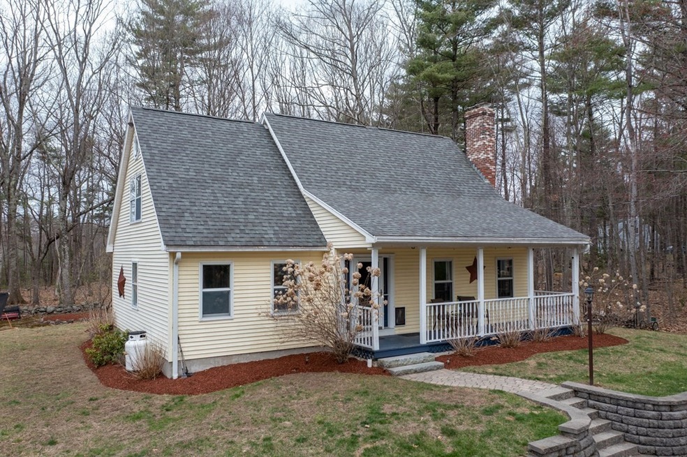 17 Whippoorwill Dr, Newton, NH 03858 - photo 1