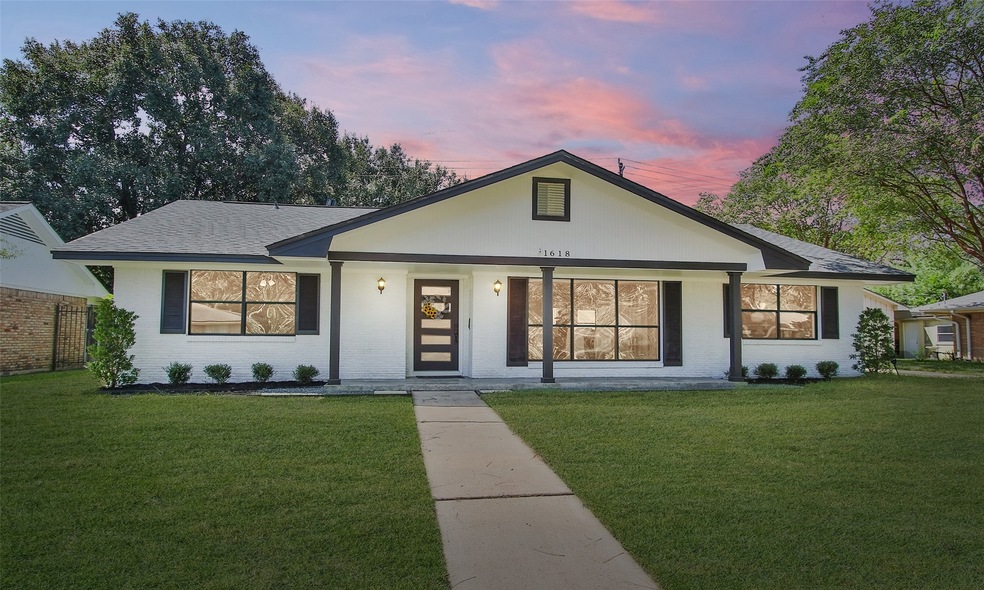 1618 Tannehill Dr, Houston, TX 77008 - photo 1