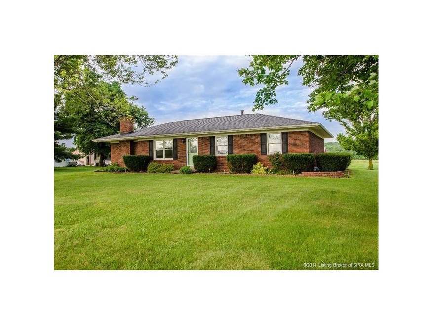 6044 Stiller Rd, Floyds Knobs, IN 47119 - photo 1