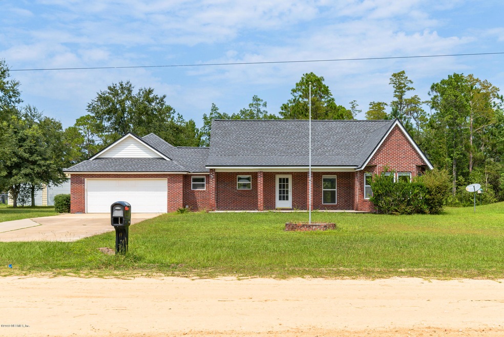 3868 Darlene Rd, Middleburg, FL 32068 - photo 1