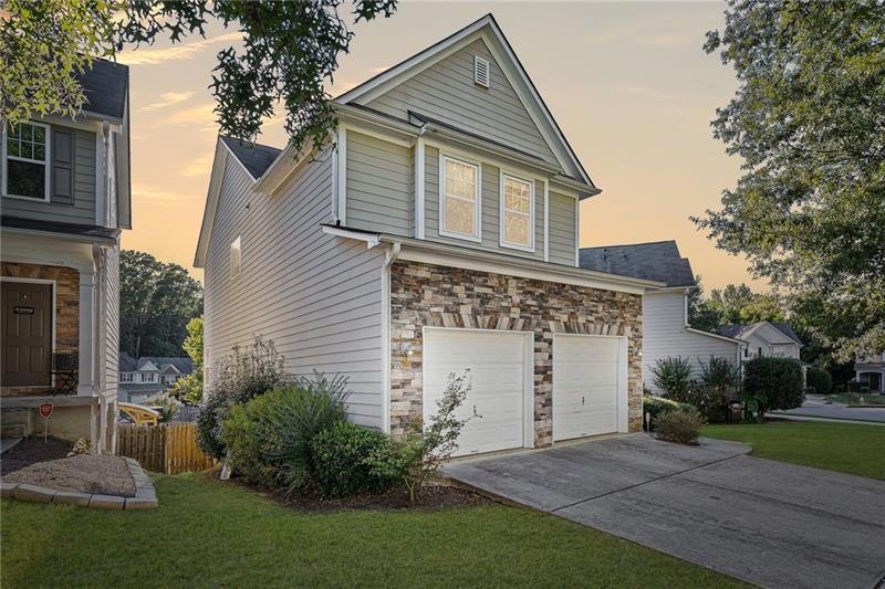 119 Creekwood Trail, Acworth, GA 30102 - photo 1