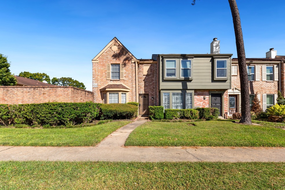 Sold • Co-Listing Agent