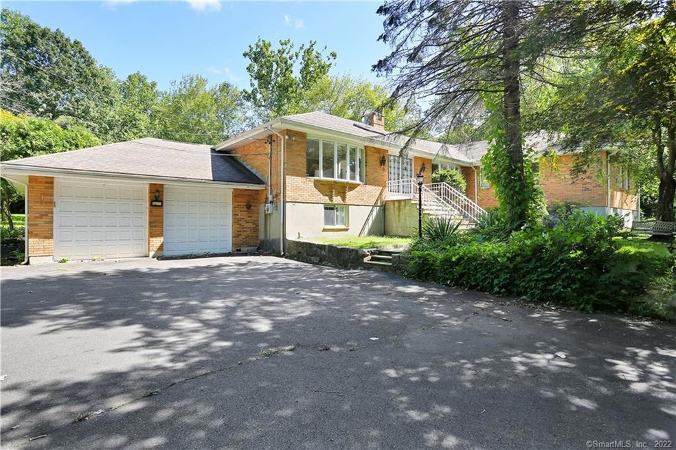 154 Westport Rd, Wilton, CT 06897 - photo 1