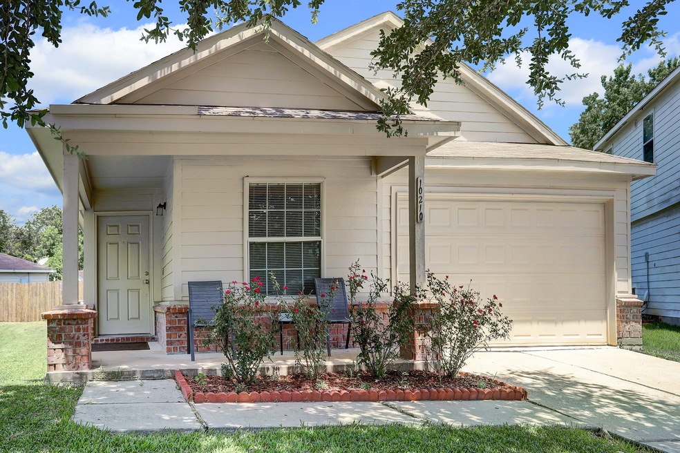 10210 Chickfield Ct, Houston, TX 77075 - photo 1