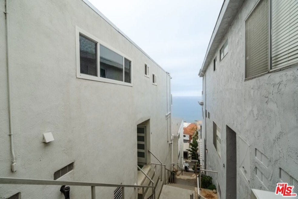 18203 Coastline Dr unit 7, Malibu, CA 90265 - photo 1
