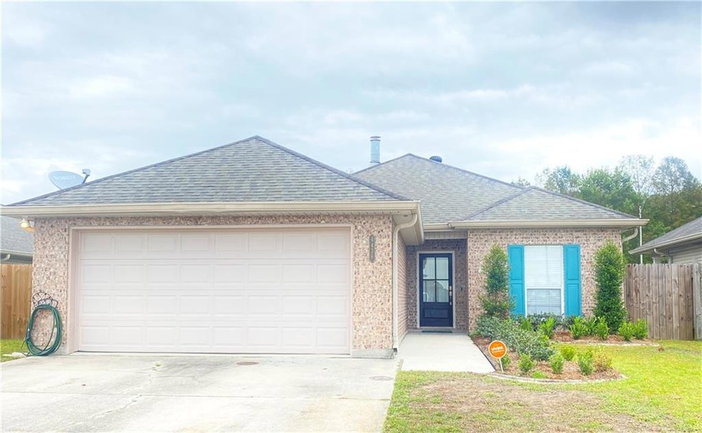 4436 Park Shore Dr, Marrero, LA 70072 - photo 1