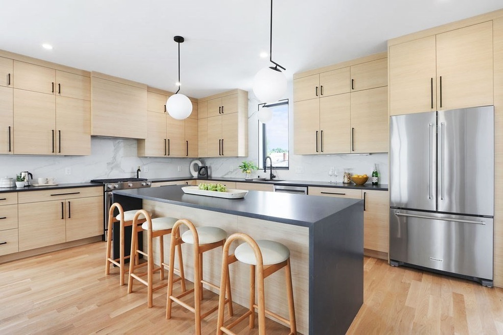 7 School Ave unit 1, Waltham, MA 02453 - photo 1