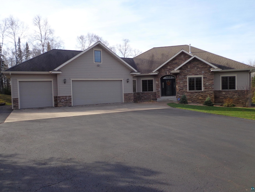 Sold $725,000 • Co-Listing Agent