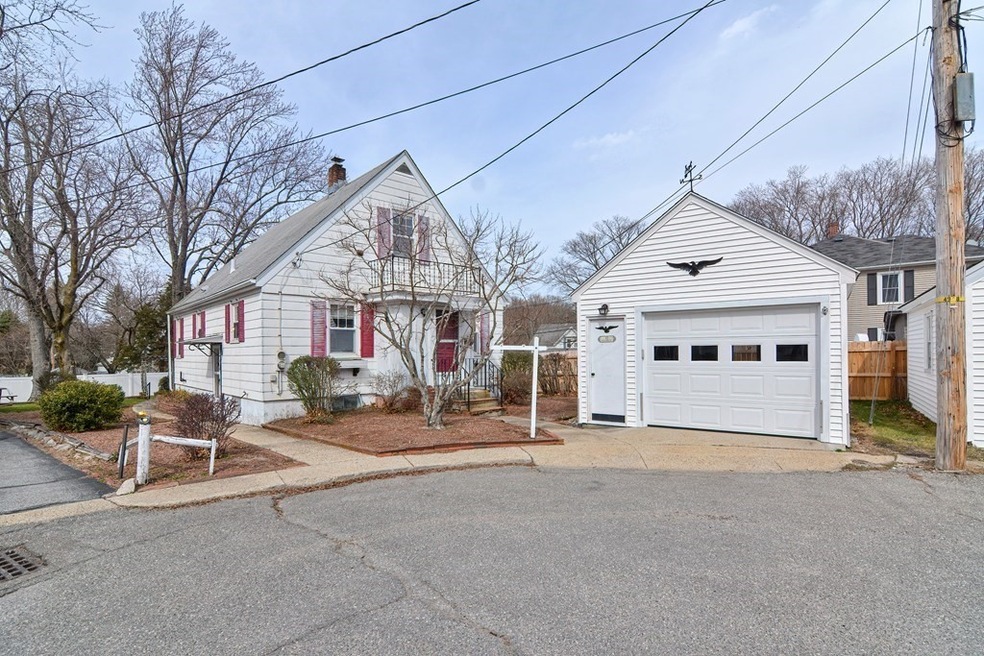 30 Fair St, Uxbridge, MA 01569 - photo 1