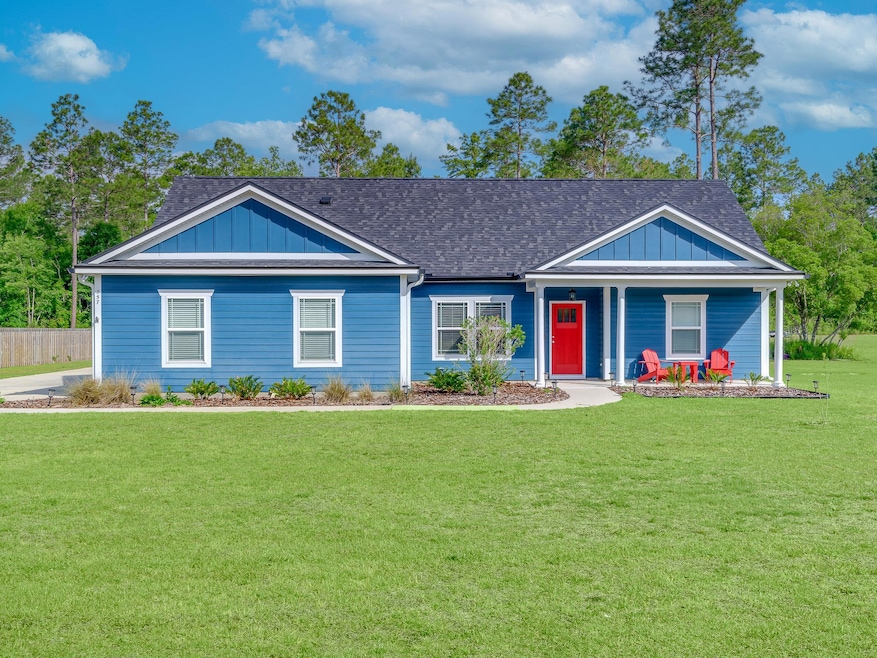 557 Parkside Cir, Crawfordville, FL 32327 - photo 1