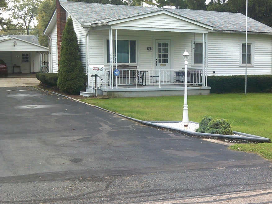 1781 Sale Rd, Columbus, OH 43224 - photo 1