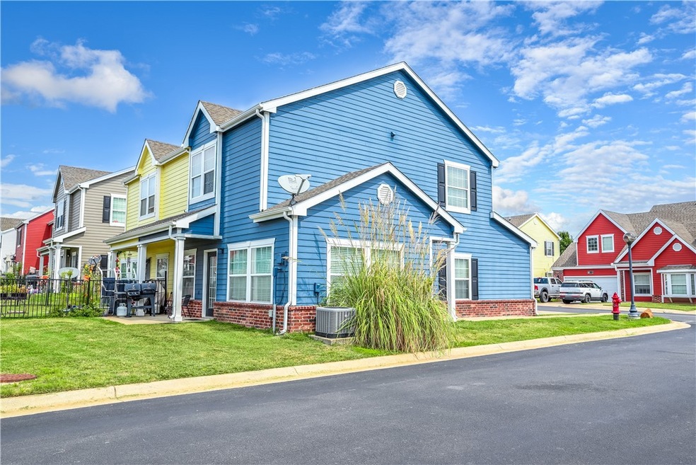 27950 S Highway 125 unit 49-1, Monkey Island, OK 74331 - photo 1