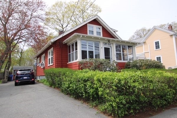 185 Parmenter Rd, West Newton, MA 02465 - photo 1