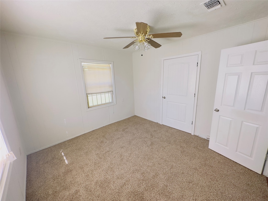 8810 Dandy St, Houston, TX 77016 - photo 1