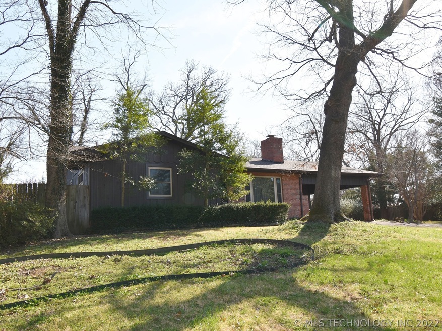 526 E Fuller St, Tahlequah, OK 74464 - photo 1