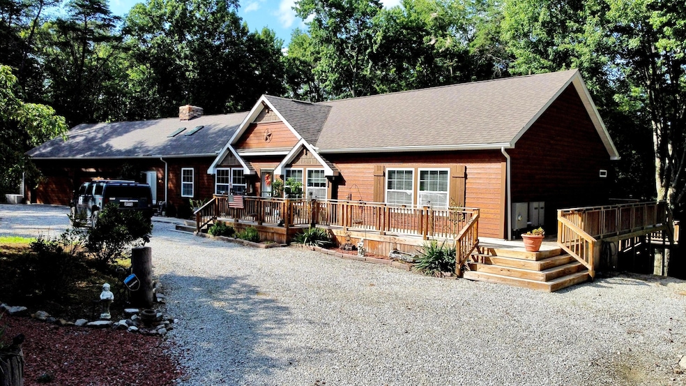 1907 Winnemucca Ln, Sugar Grove, OH 43155 - photo 1