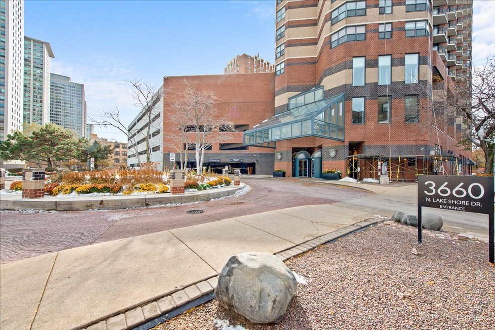 unlisted-address, Chicago, IL 60613 - photo 1