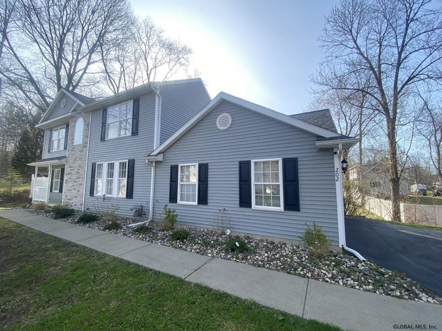 202 Fairfax Ave, Schenectady, NY 12304 - photo 1
