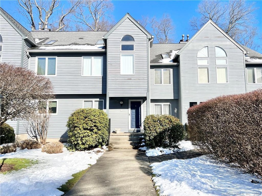 81 Wolfpit Ave unit B3, Norwalk, CT 06851 - photo 1