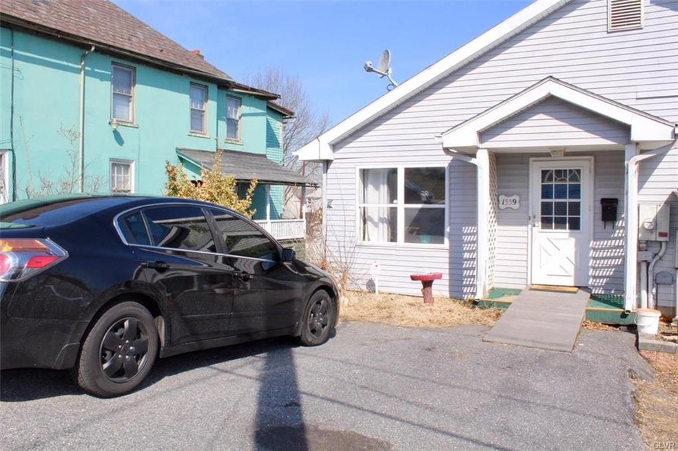 1559 E 9th St, Bethlehem, PA 18015 - photo 1