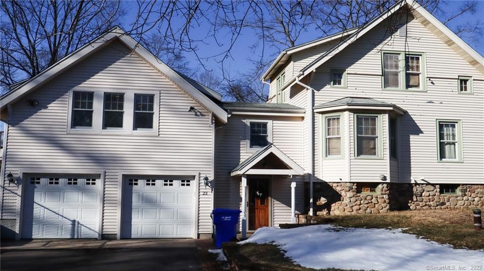 Side view, 2004 addition over the 2 car garage