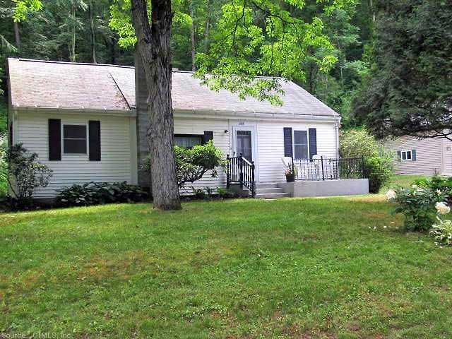285 S Windham Rd, Willimantic, CT 06226 - photo 1