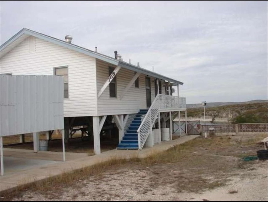 For Rent $2,200/month