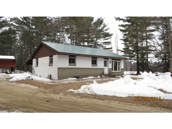 138 Pine St, Swanzey, NH 03446 - photo 1