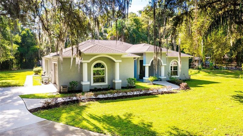 3350 Drum Rd, Zephyrhills, FL 33541 - photo 1