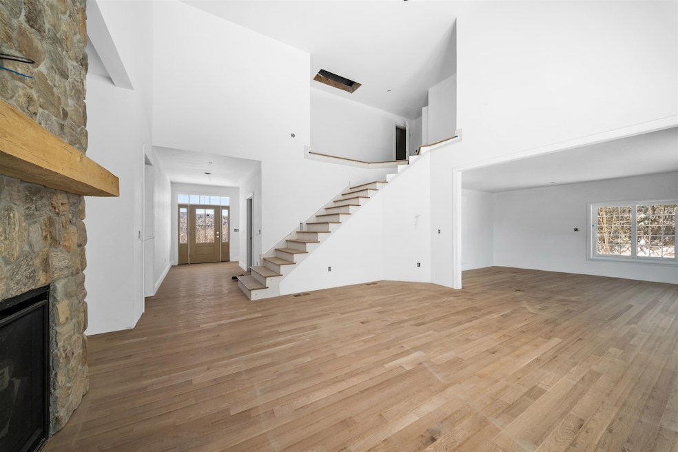 For Sale $1,275,000 • Co-Listing Agent