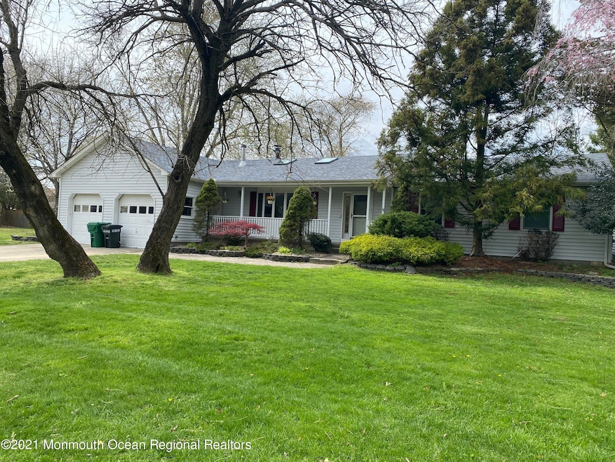 6 Castle Ct, Howell, NJ 07731 - photo 1