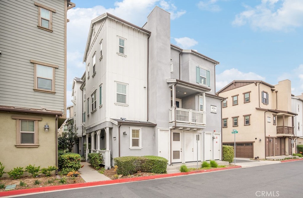 Sold $915,000 • Co-Listing Agent