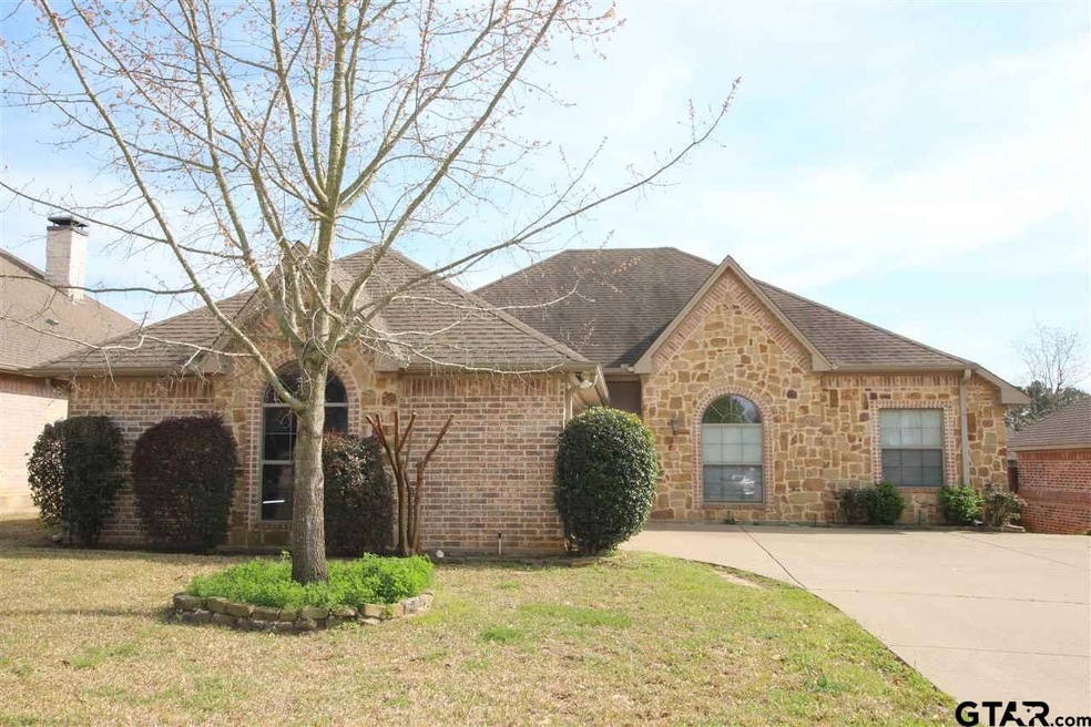 1609 1609 Skidmore, Tyler, TX 75703 - photo 1